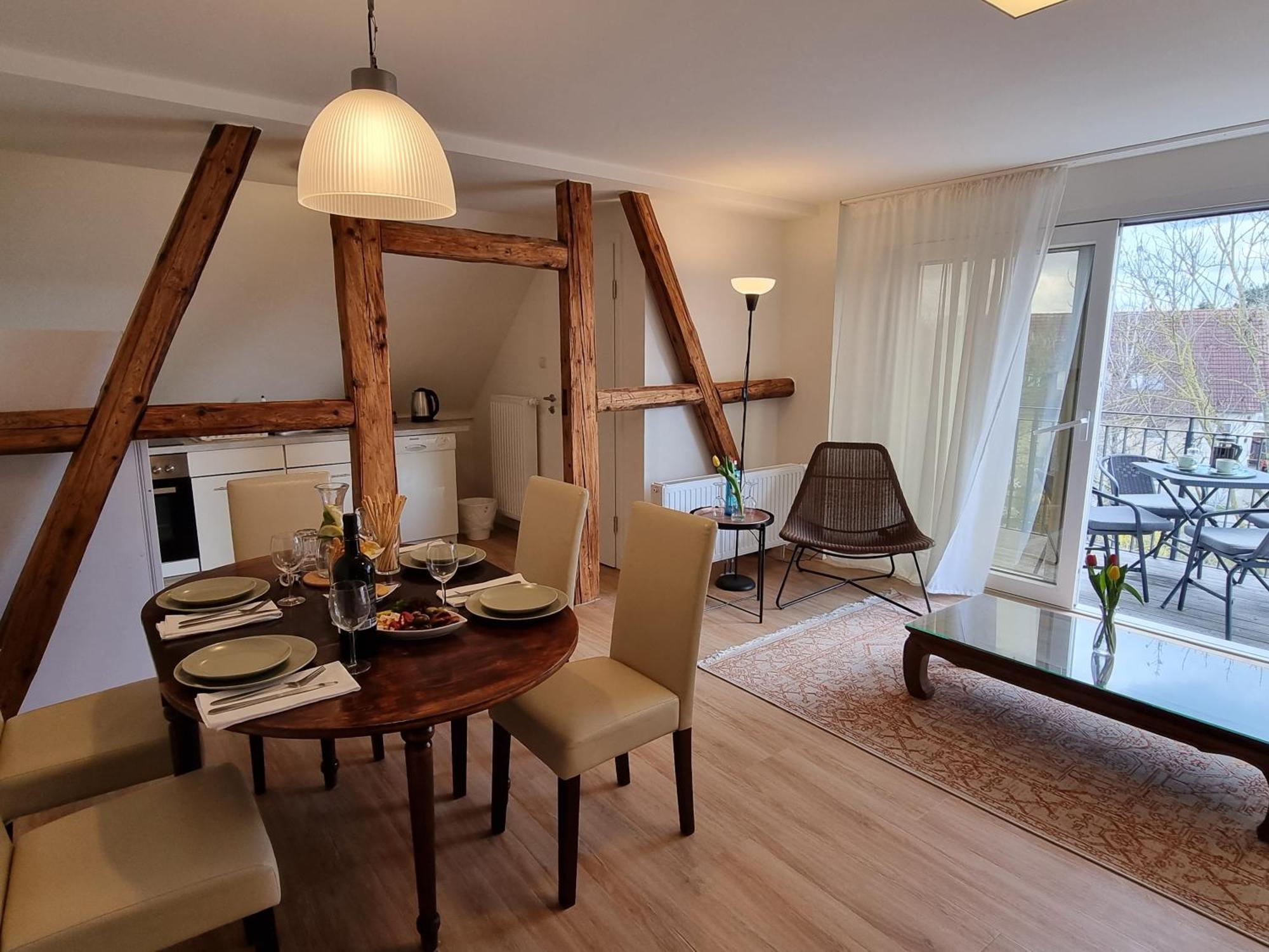 Hotel Burg Wanzleben Exteriör bild