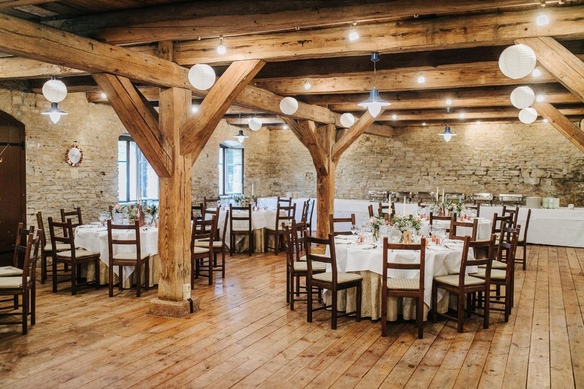 Hotel Burg Wanzleben Exteriör bild